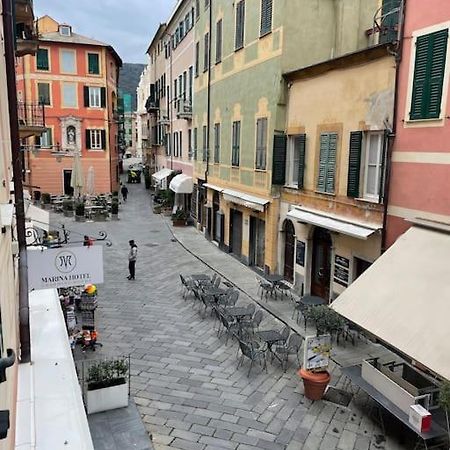 Appartamento In Centro Storico Finale Ligure Exterior foto